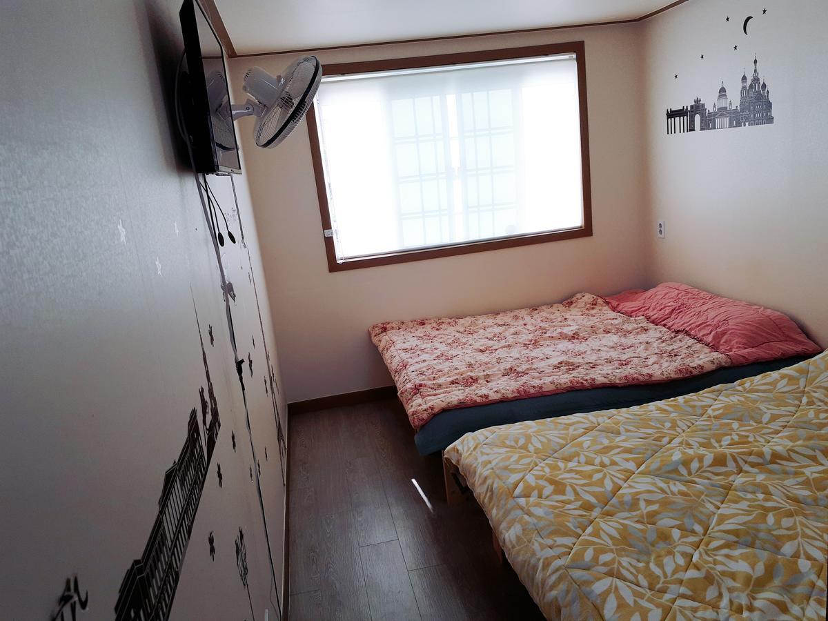 Ocean Capsule Guesthouse Каннын Экстерьер фото