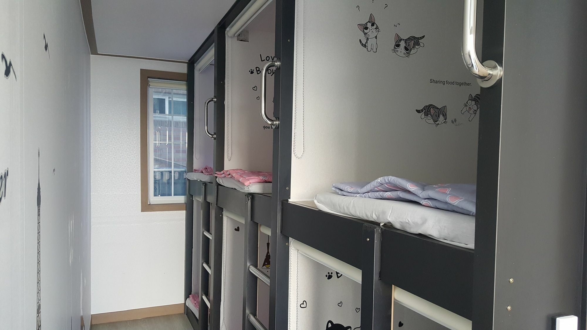 Ocean Capsule Guesthouse Каннын Экстерьер фото